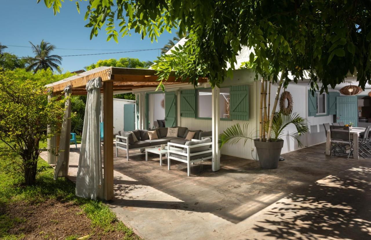 Jolie Case Creole, Lagon A Pied, Jardin แซ็งต์-จีลส์-เลส์-แบ็งส์ ภายนอก รูปภาพ